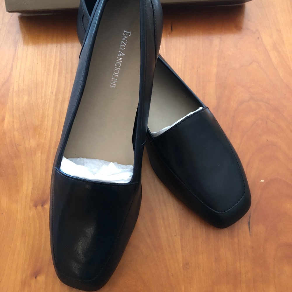 Enzo Angiolini Liberty Navy Flats, Size 7.5 New